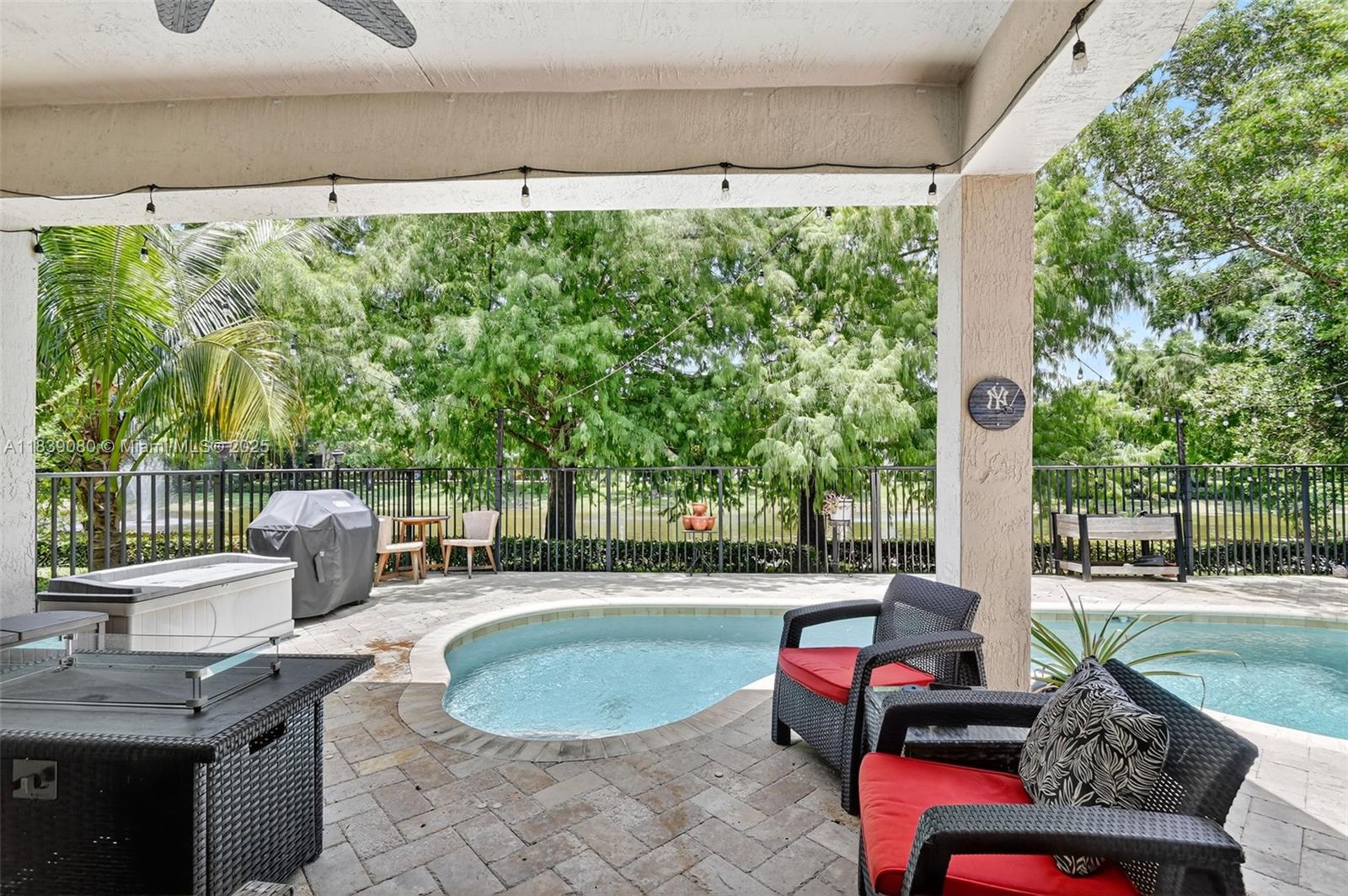 PALMYRA ESTATES - Residential