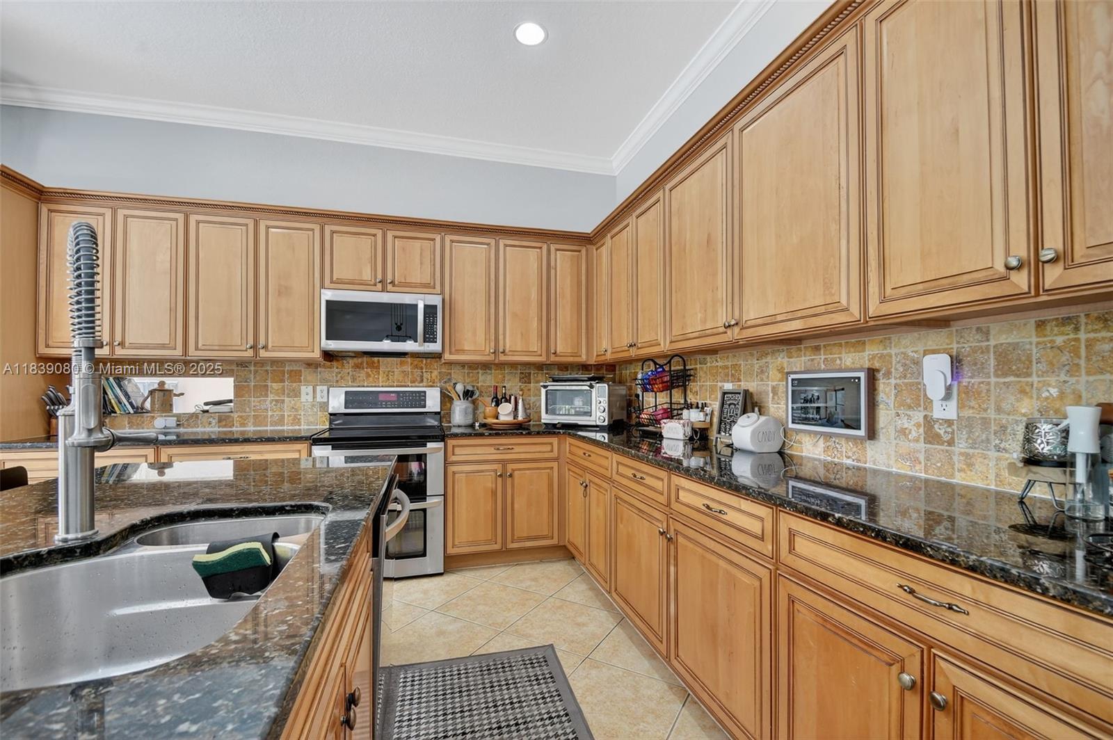 PALMYRA ESTATES - Residential