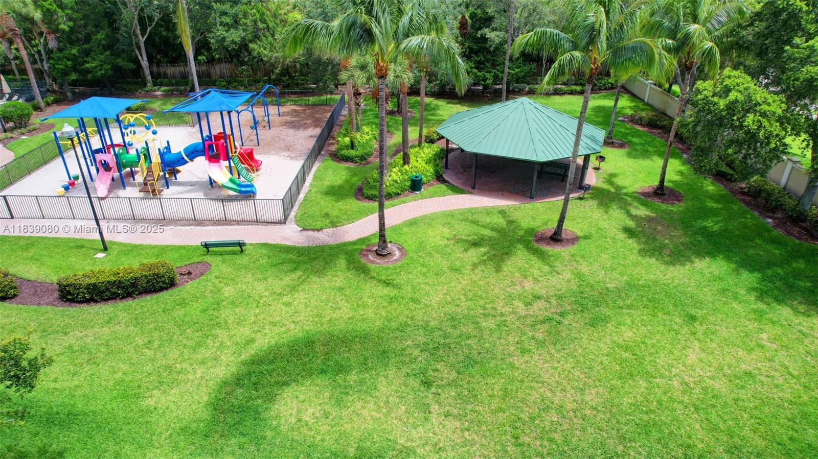PALMYRA ESTATES - Residential