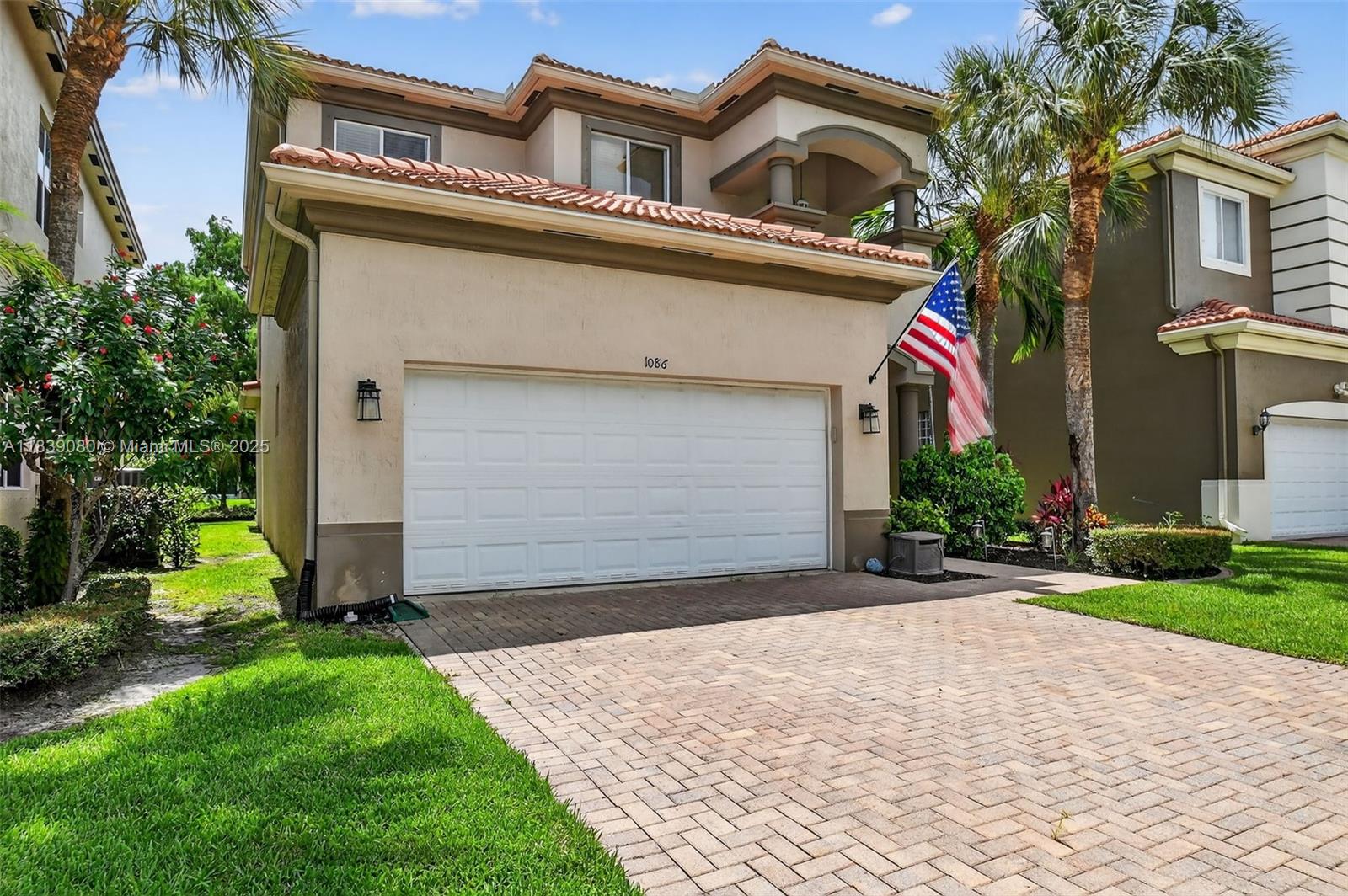 1086 Grove Park Cir