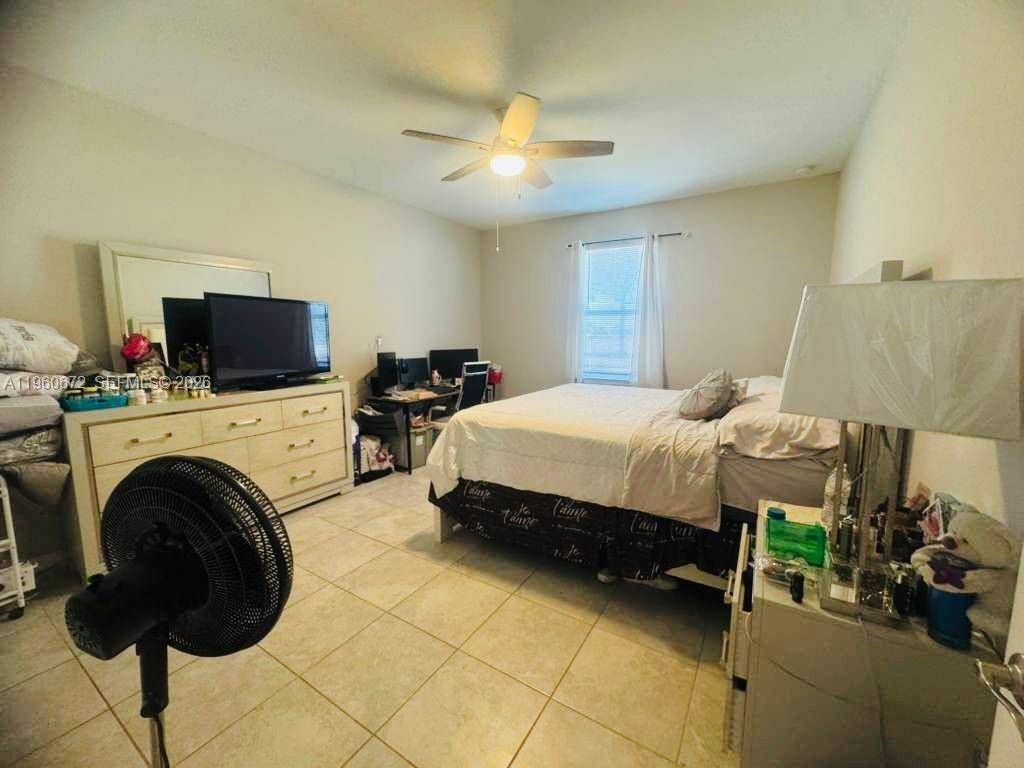 Port LaBelle - Residential