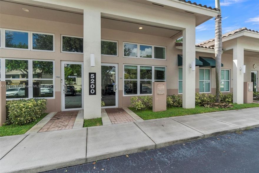 Exceptional opportunity to own a 783 SF office suite at University Place in Davie! This first-floor suite offers superior street-level visibility with full glass frontage. The space includes a large open work area for reception and staff, one private office, bathroom, and kitchenette. Freshly painted and move-in ready, it provides excellent functionality for professional use. Open surface parking ensures ample space for staff and guests. Located just 2 miles from I-595 and the Turnpike, with an easy commute to most destinations and surrounded by restaurants and retail. Built in 2005, the well-maintained building features 11’ ceilings, strong professional tenant mix, and excellent accessibility. Perfect for an owner-user or investor seeking a prime Davie location.