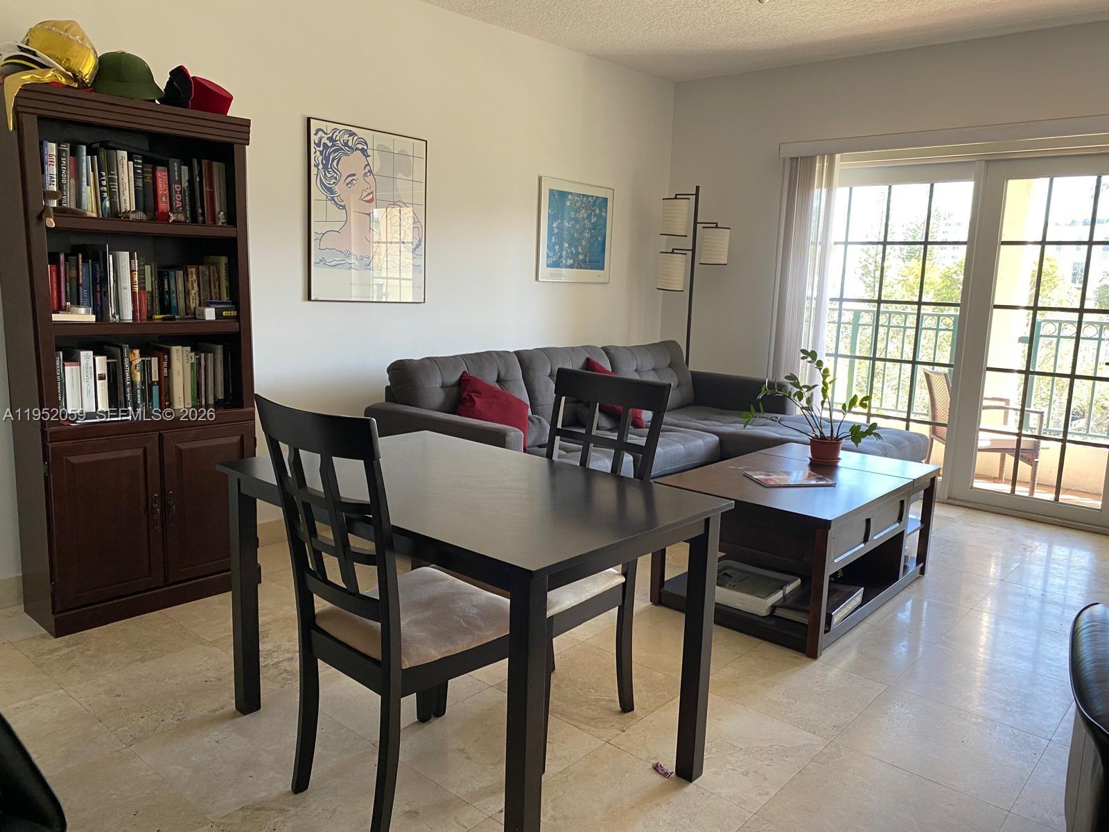 ARMITAGE PLACE NO 3 CONDO - Residential