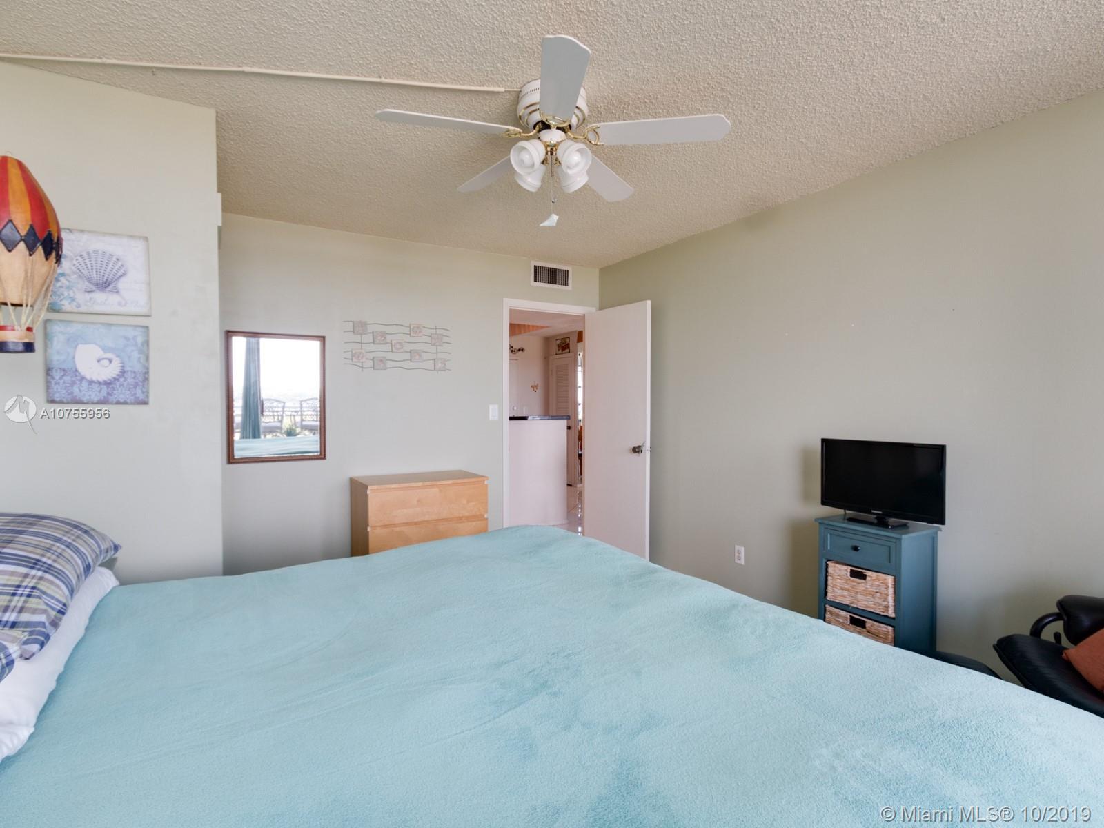 ALLINGTON TOWERS CONDO - Residential