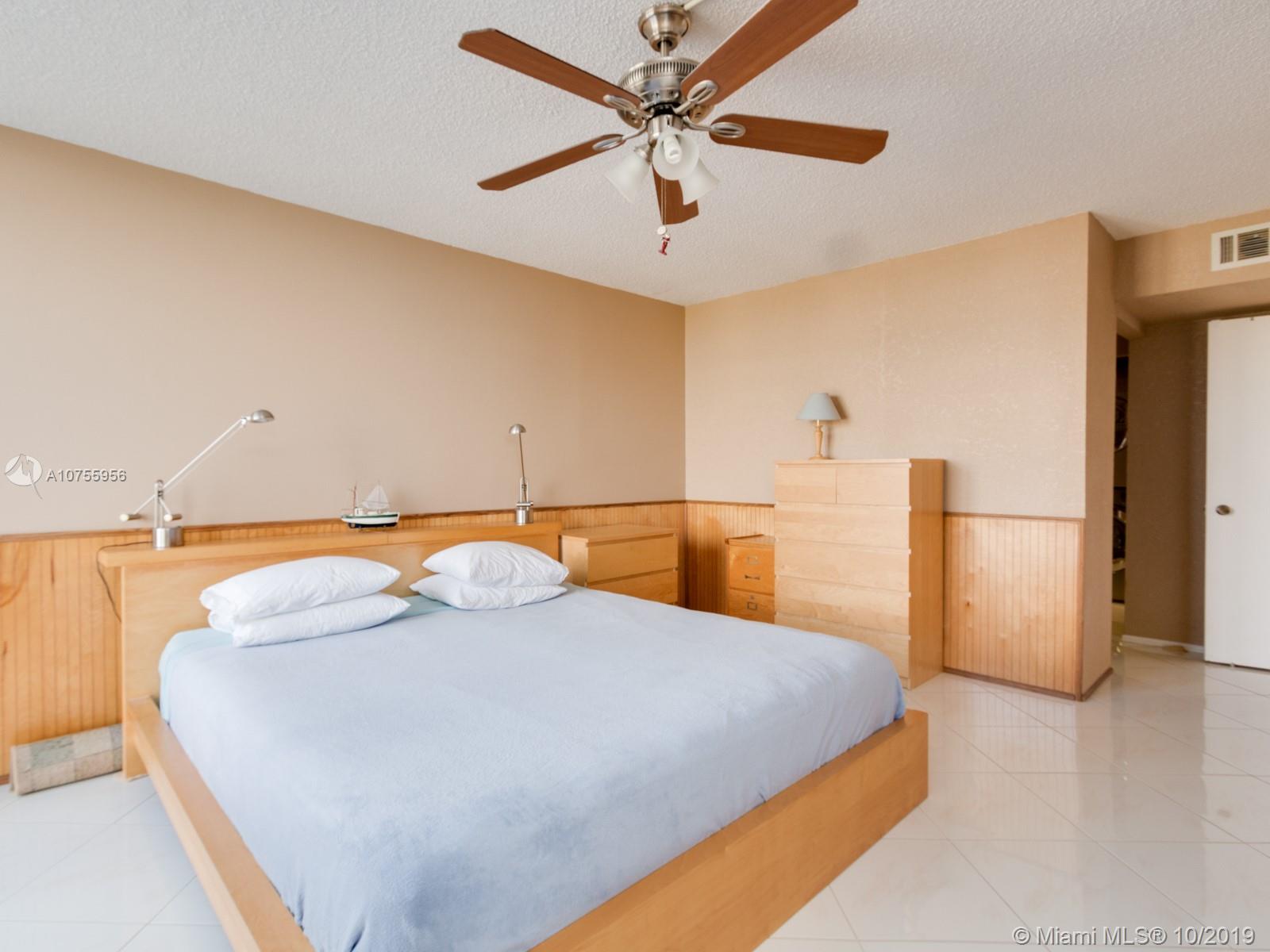 ALLINGTON TOWERS CONDO - Residential