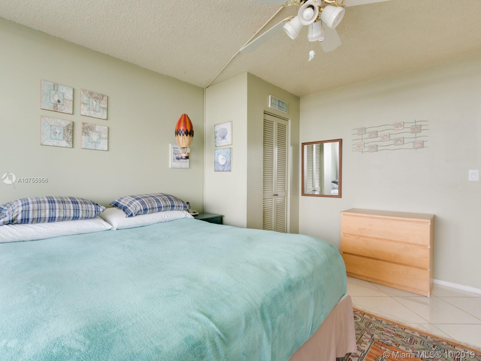 ALLINGTON TOWERS CONDO - Residential