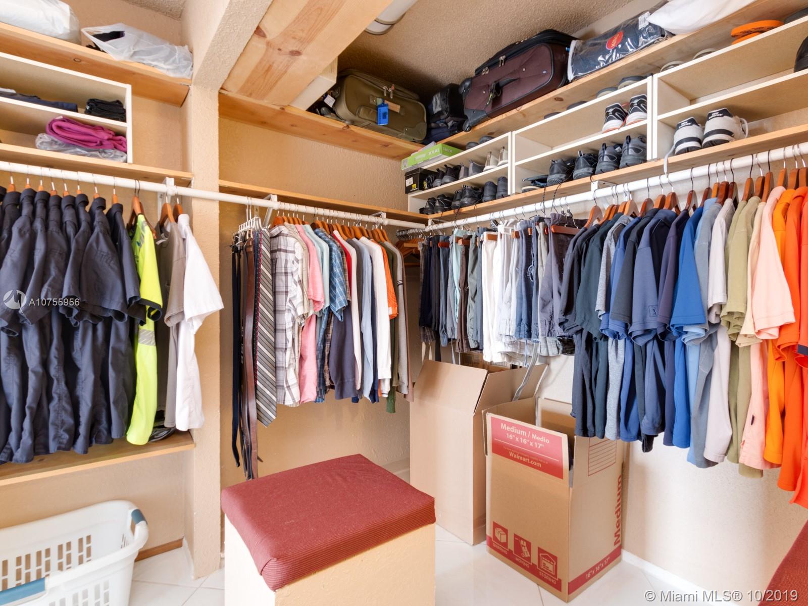 ALLINGTON TOWERS CONDO - Residential