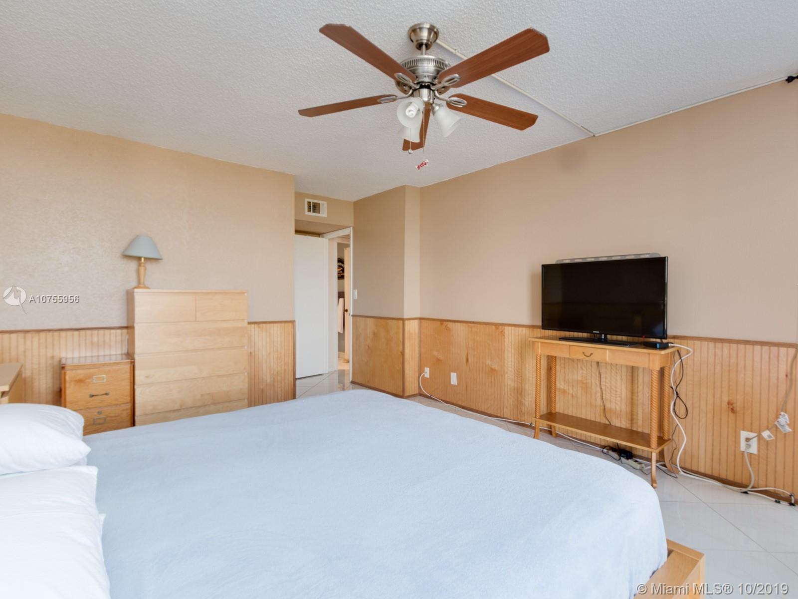 ALLINGTON TOWERS CONDO - Residential