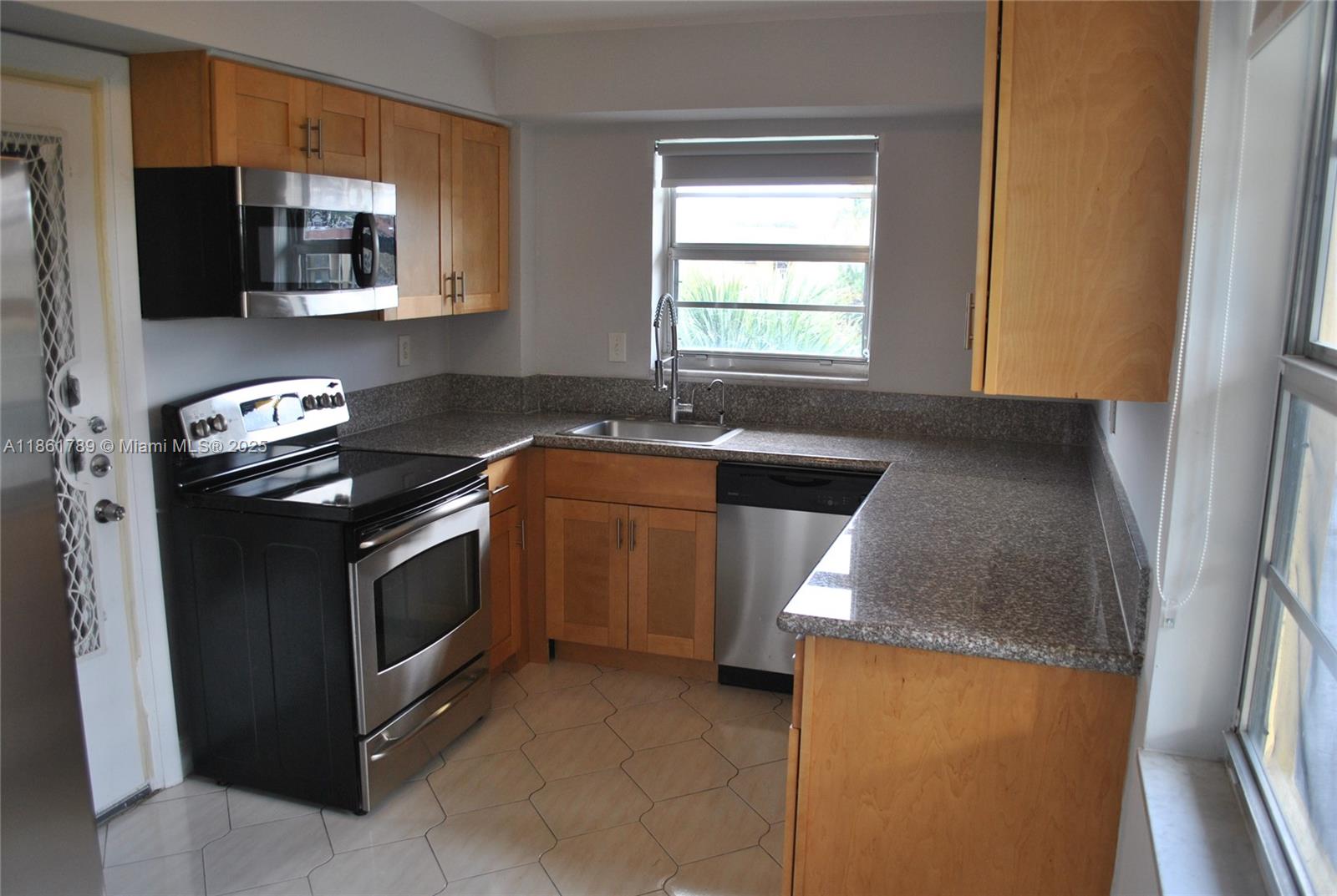 Spacious 2 bed, 2 bath unit with a large open layout and tile flooring throughout. Excellent location just minutes from I-95 and Aventura Mall. Property is investor-ready with a tenant in place who is willing to stay, providing immediate rental income. Bright living spaces, functional design, and a prime location make this a great opportunity for any investor.