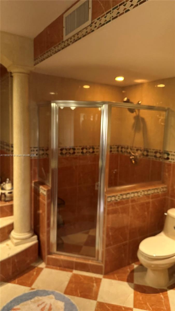 SEA AIR TOWERS CONDO - Residential Lease