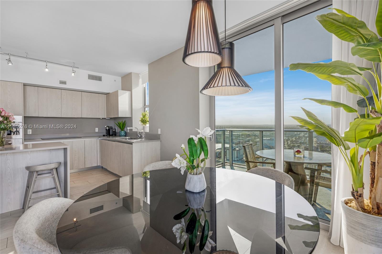 4010 SOUTH OCEAN CONDO - Residential Lease