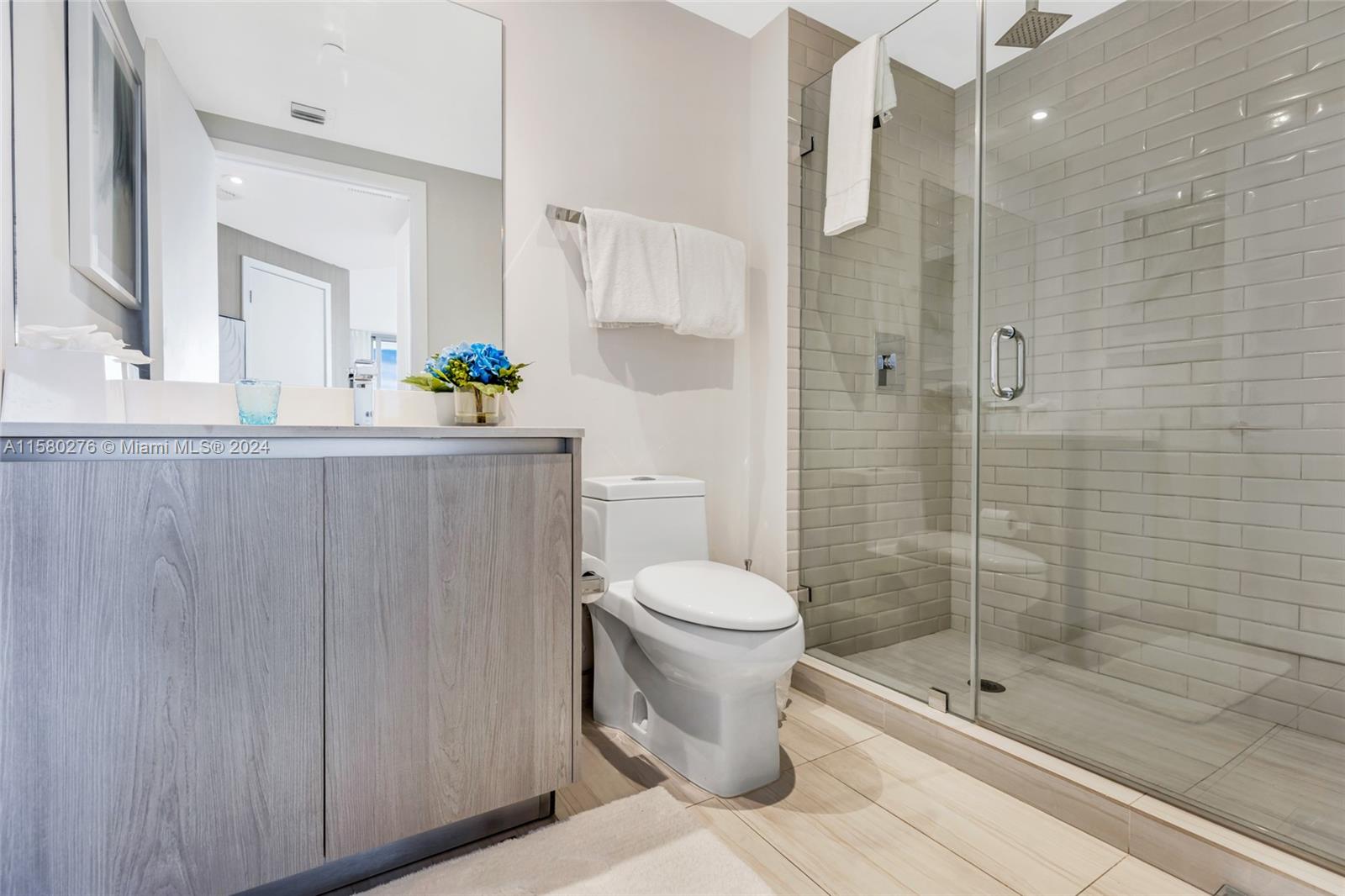 4010 SOUTH OCEAN CONDO - Residential Lease