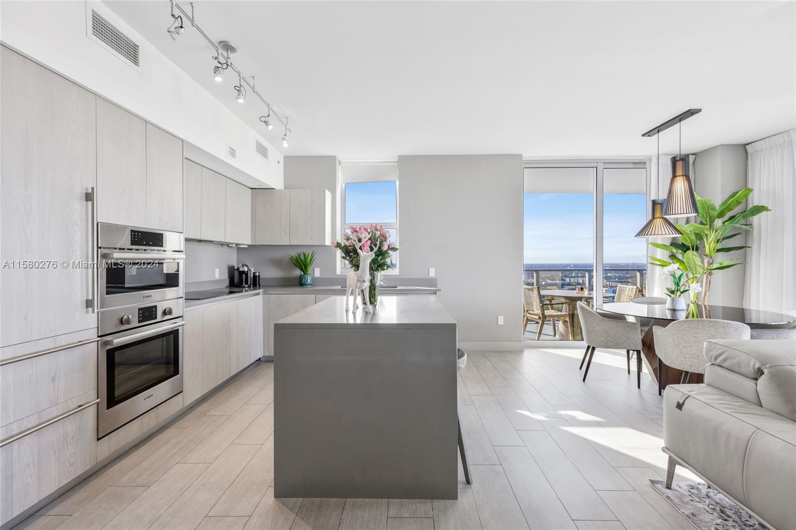 4010 SOUTH OCEAN CONDO - Residential Lease