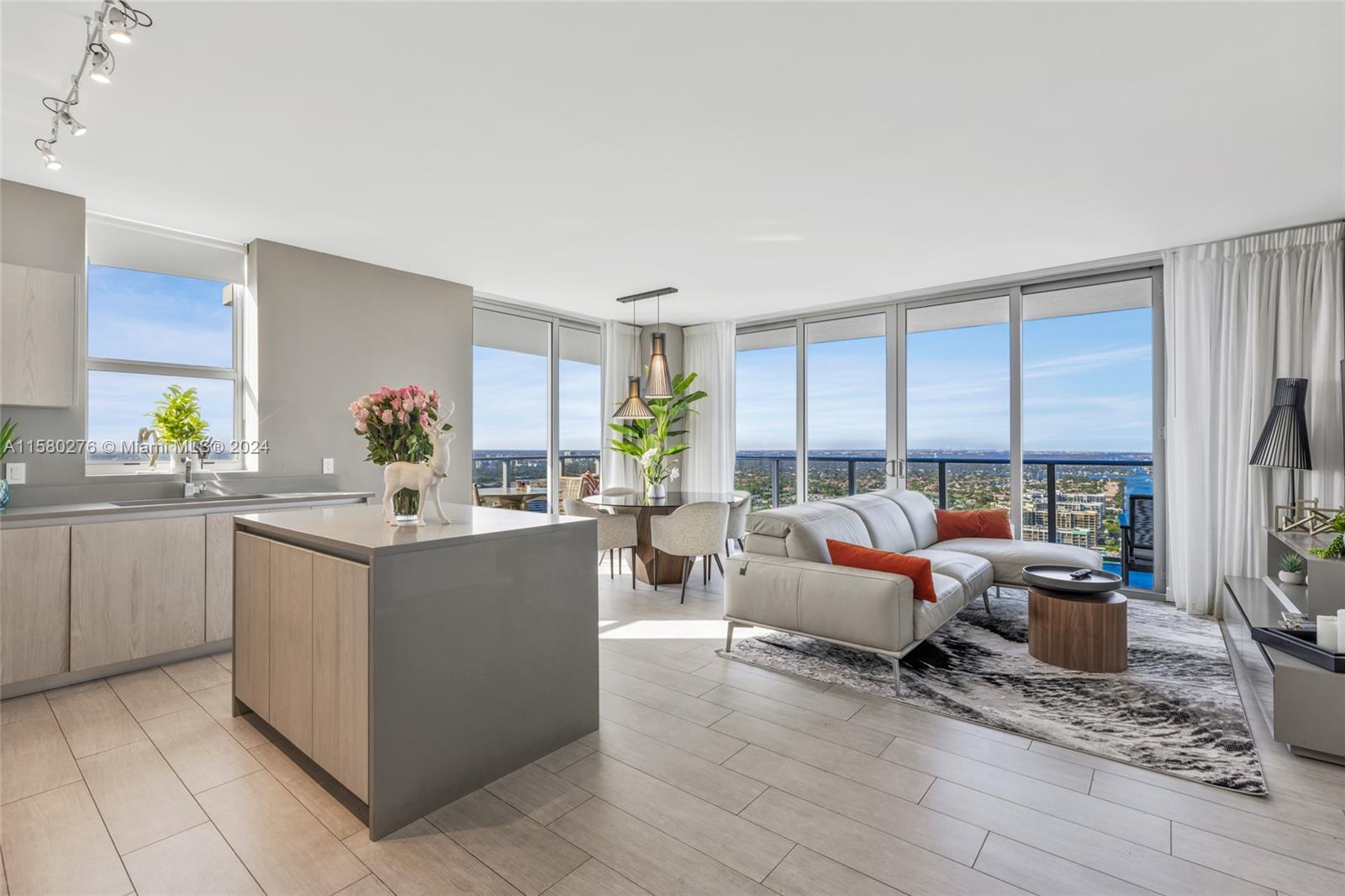 4010 SOUTH OCEAN CONDO - Residential Lease