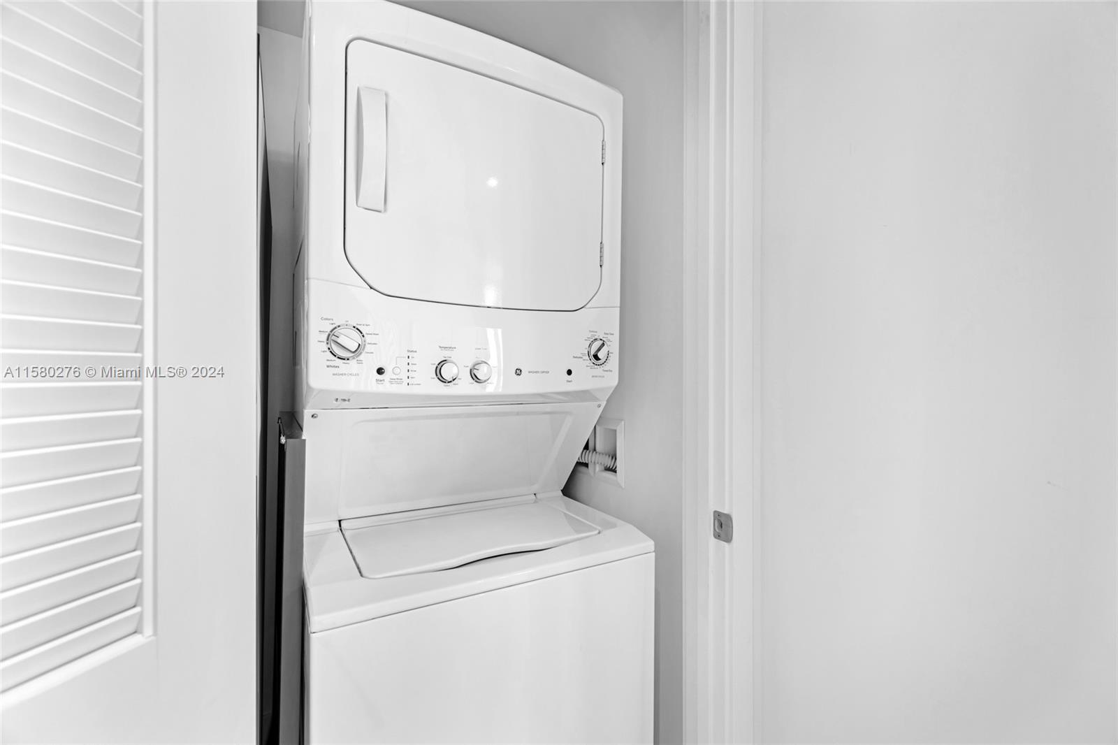 4010 SOUTH OCEAN CONDO - Residential Lease