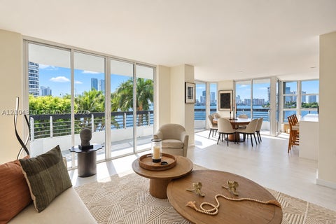 Photo of 3530 Mystic Pointe Dr #415, Aventura, FL 33180 (MLS # A12104310)