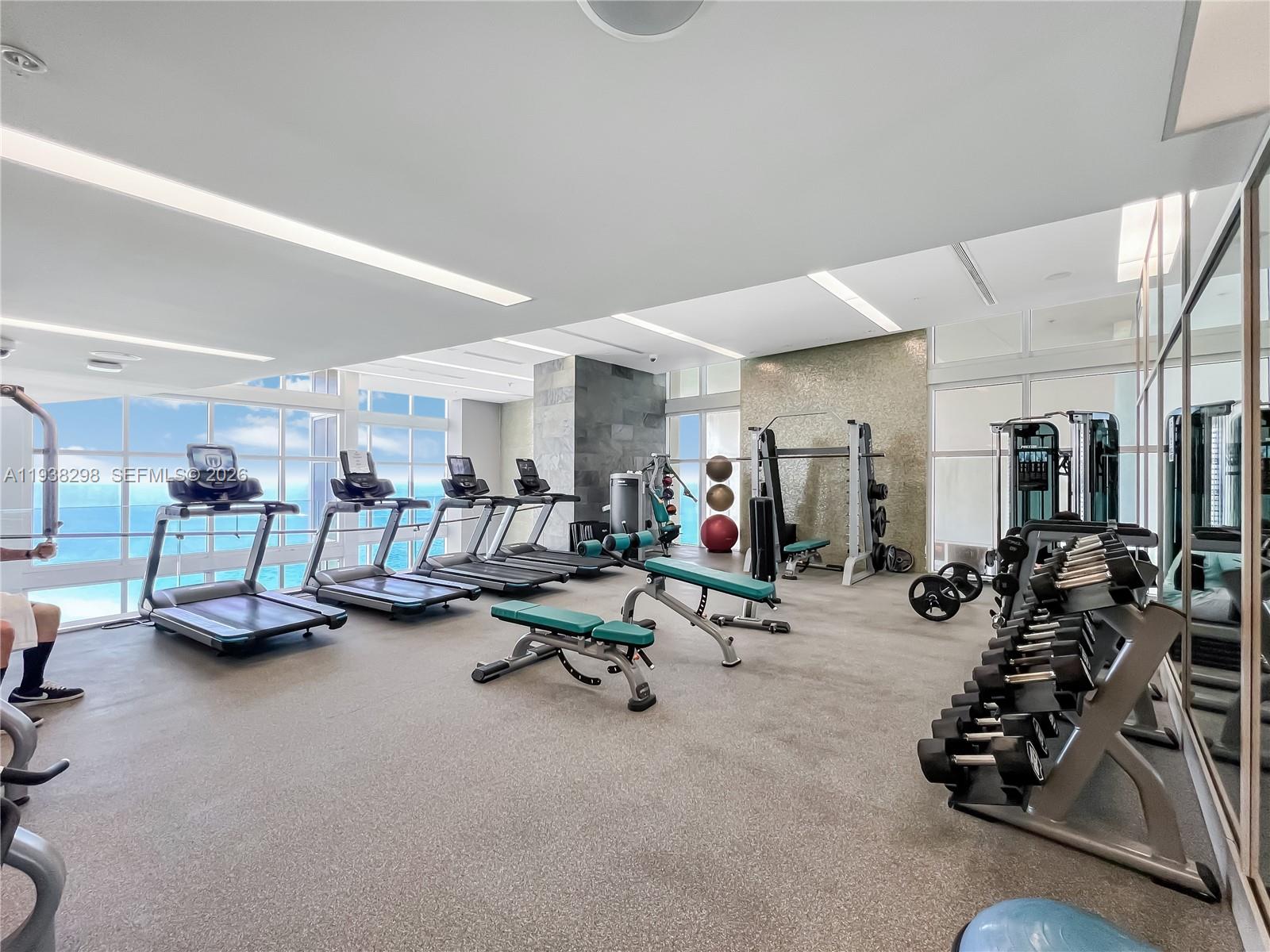 TRUMP ROYALE CONDO - Residential