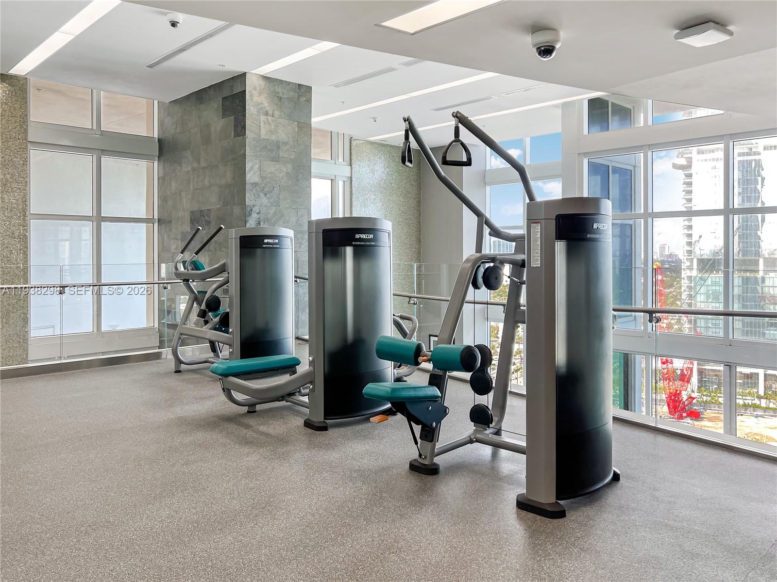 TRUMP ROYALE CONDO - Residential