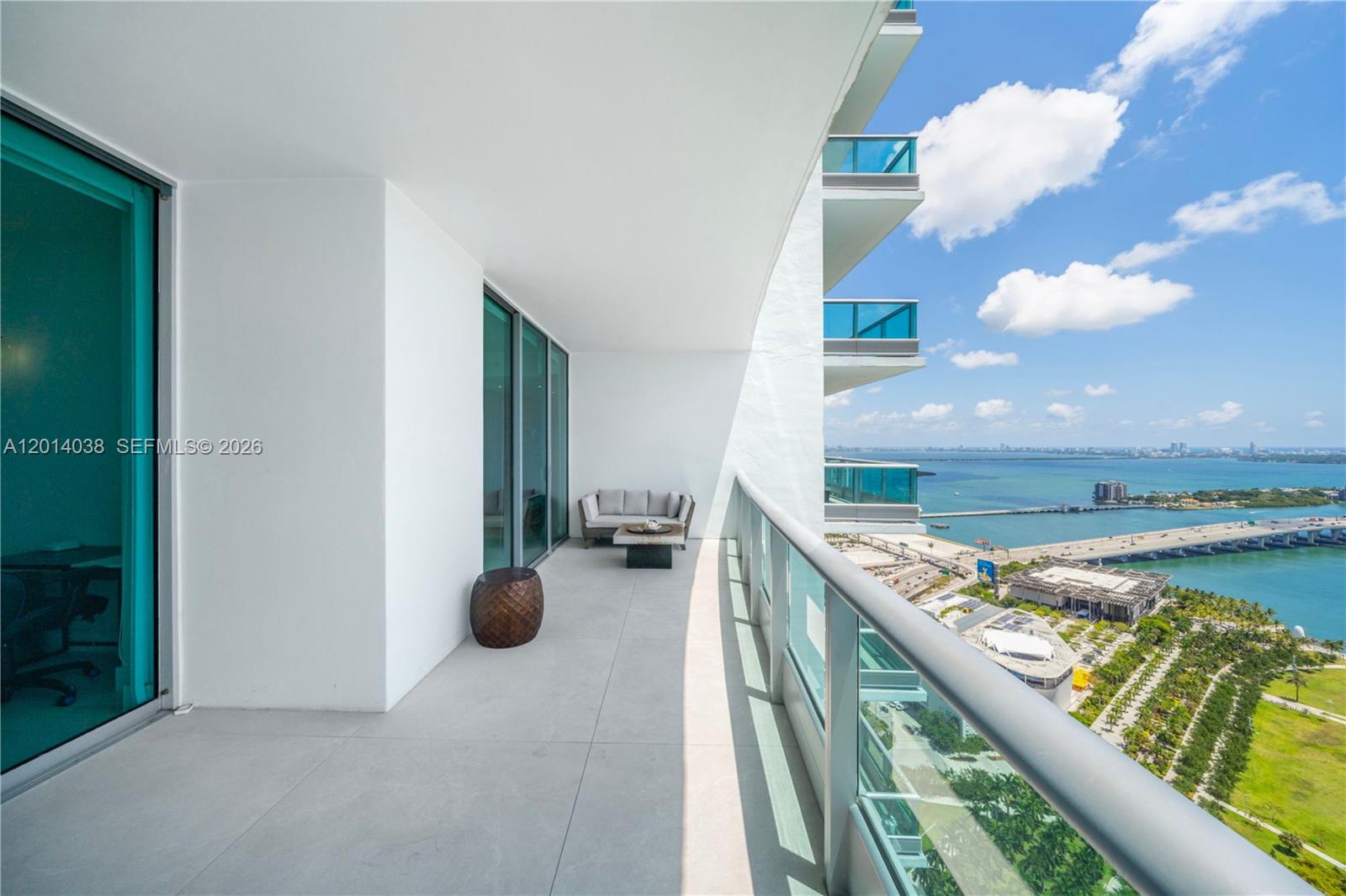 900 BISCAYNE BAY CONDO - Residential