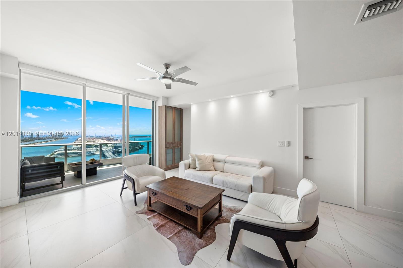 900 BISCAYNE BAY CONDO - Residential
