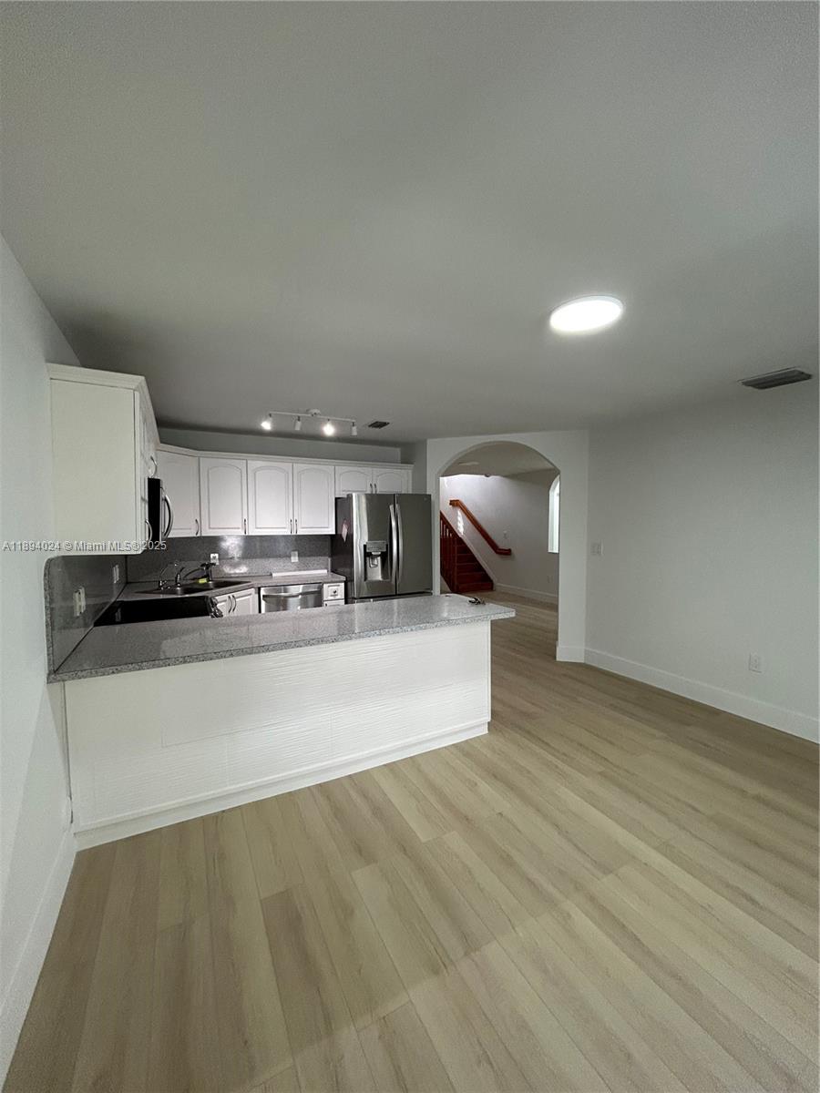 BRISTOL POINTE - Residential Lease