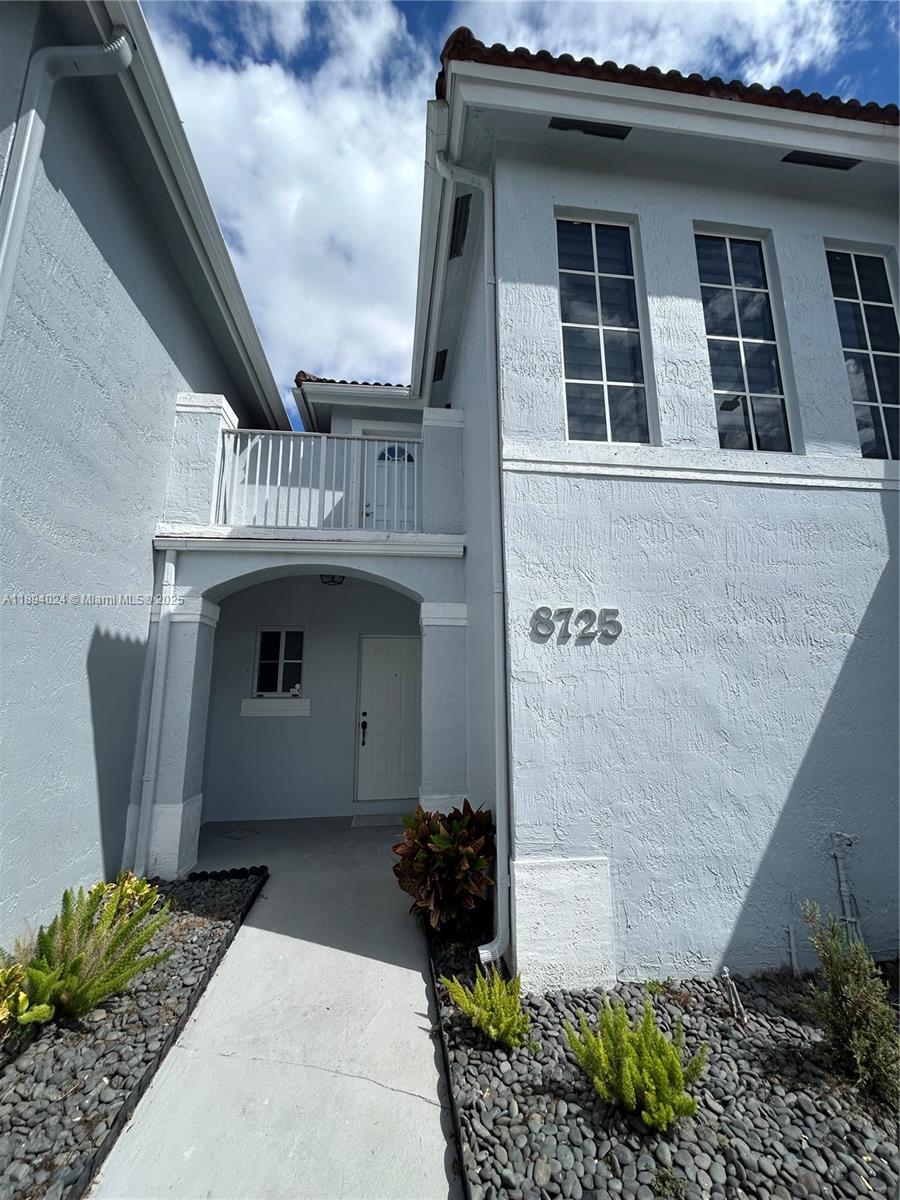BRISTOL POINTE - Residential Lease