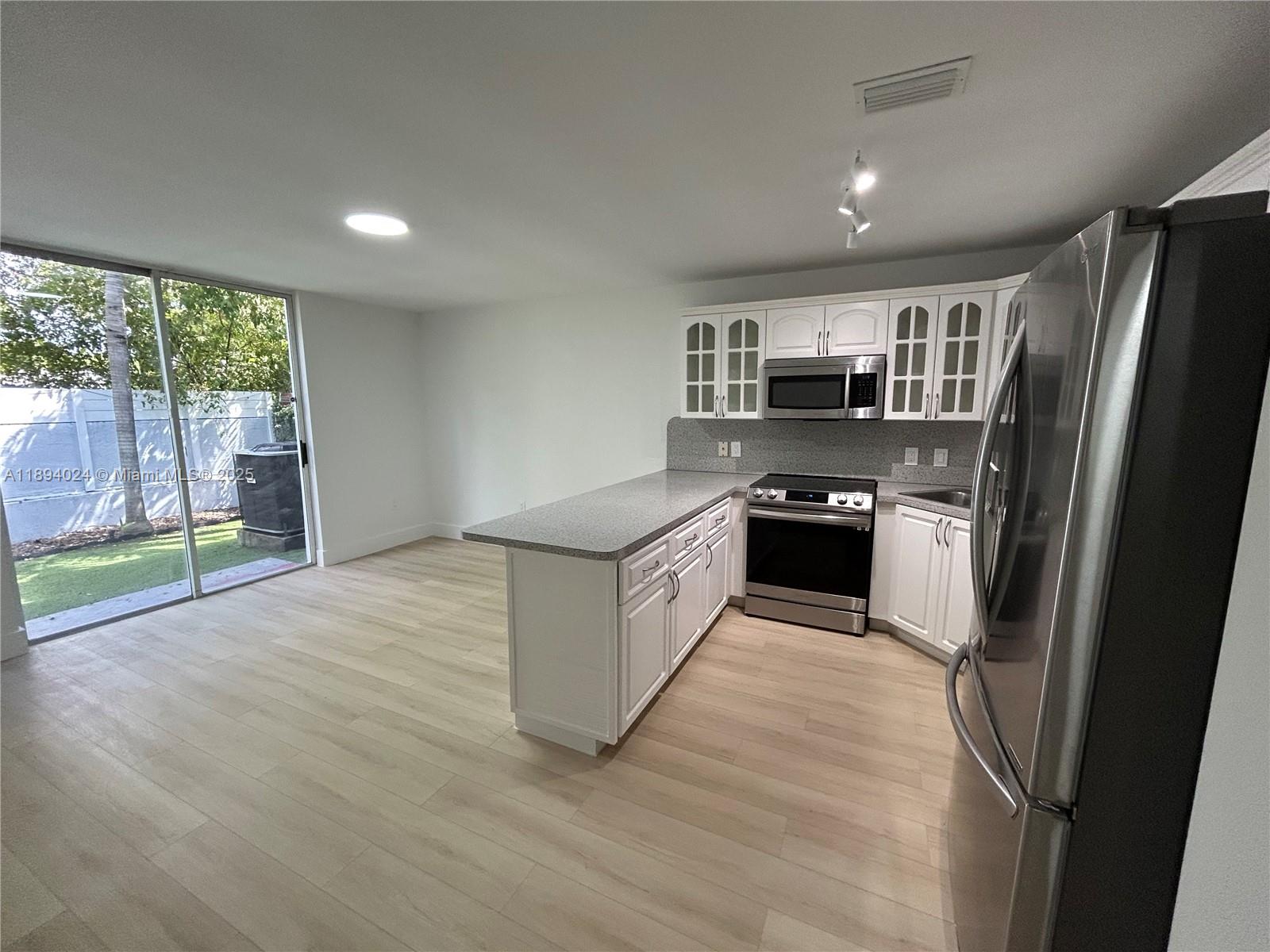 BRISTOL POINTE - Residential Lease