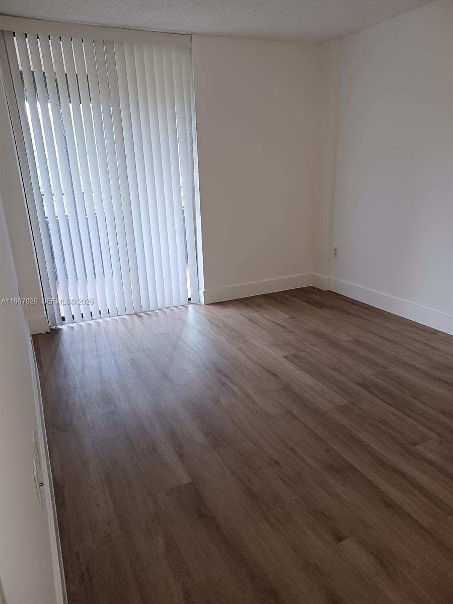 PARKWAY GROVE CONDO PART - Residential Lease