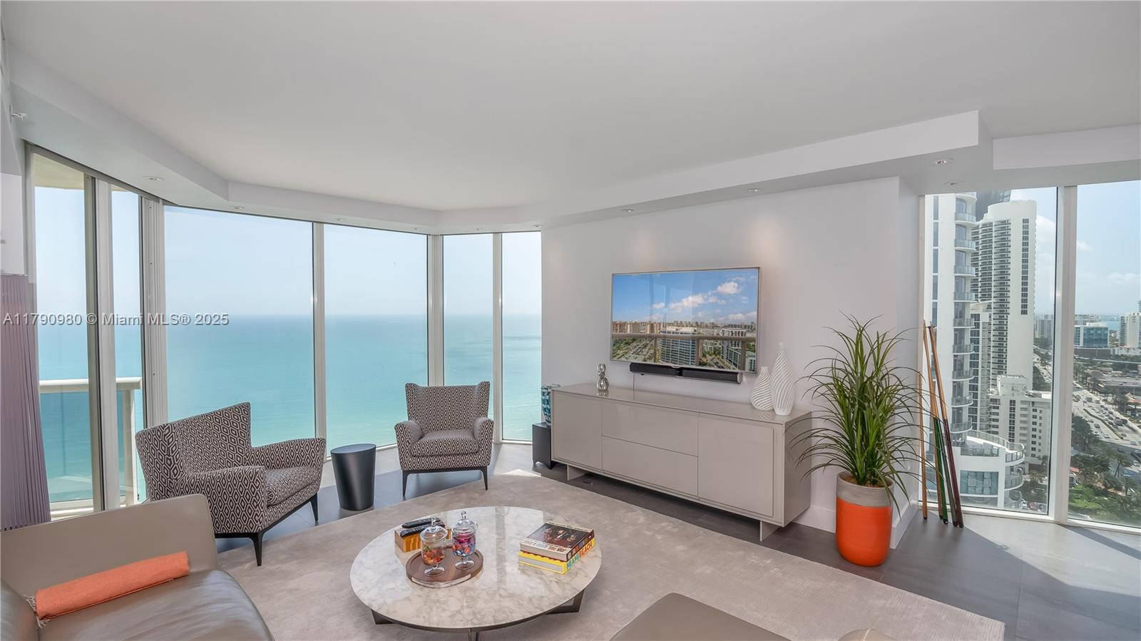 17555 Collins Ave 2501