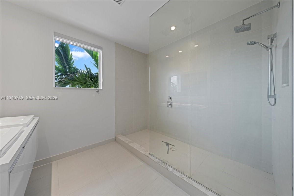 LANDMARK AT DORAL - Residential