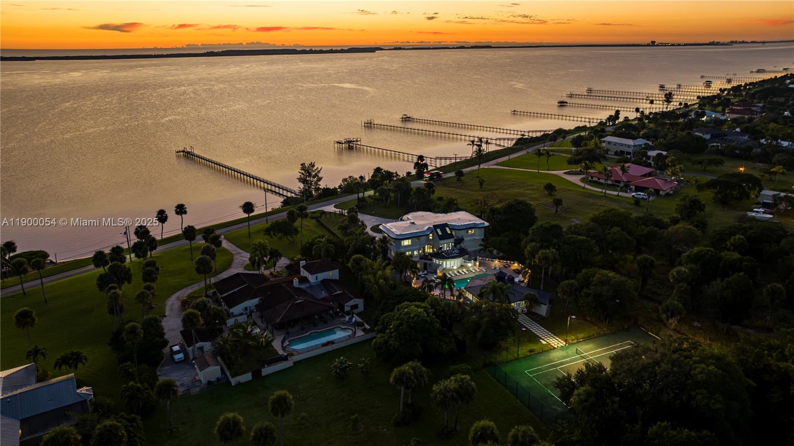 METES AND BOUNDS - Residential Lease