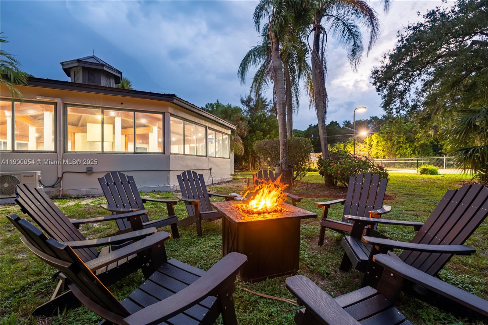 METES AND BOUNDS - Residential Lease