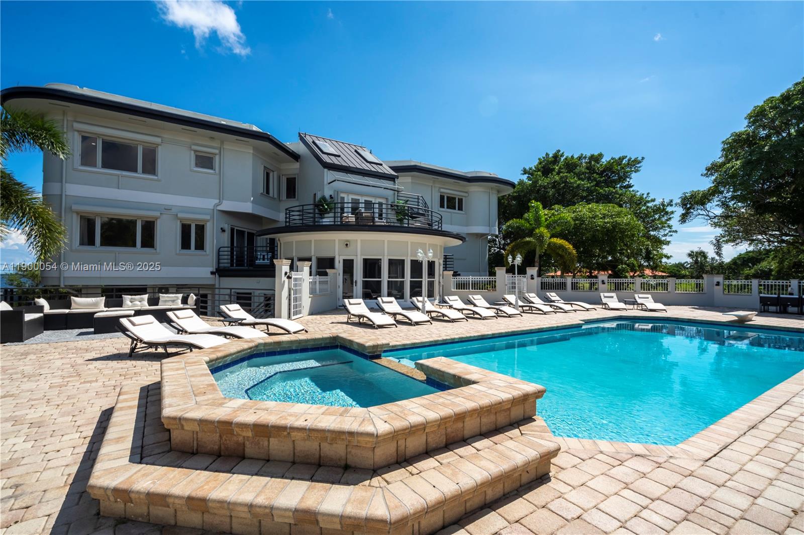 METES AND BOUNDS - Residential Lease