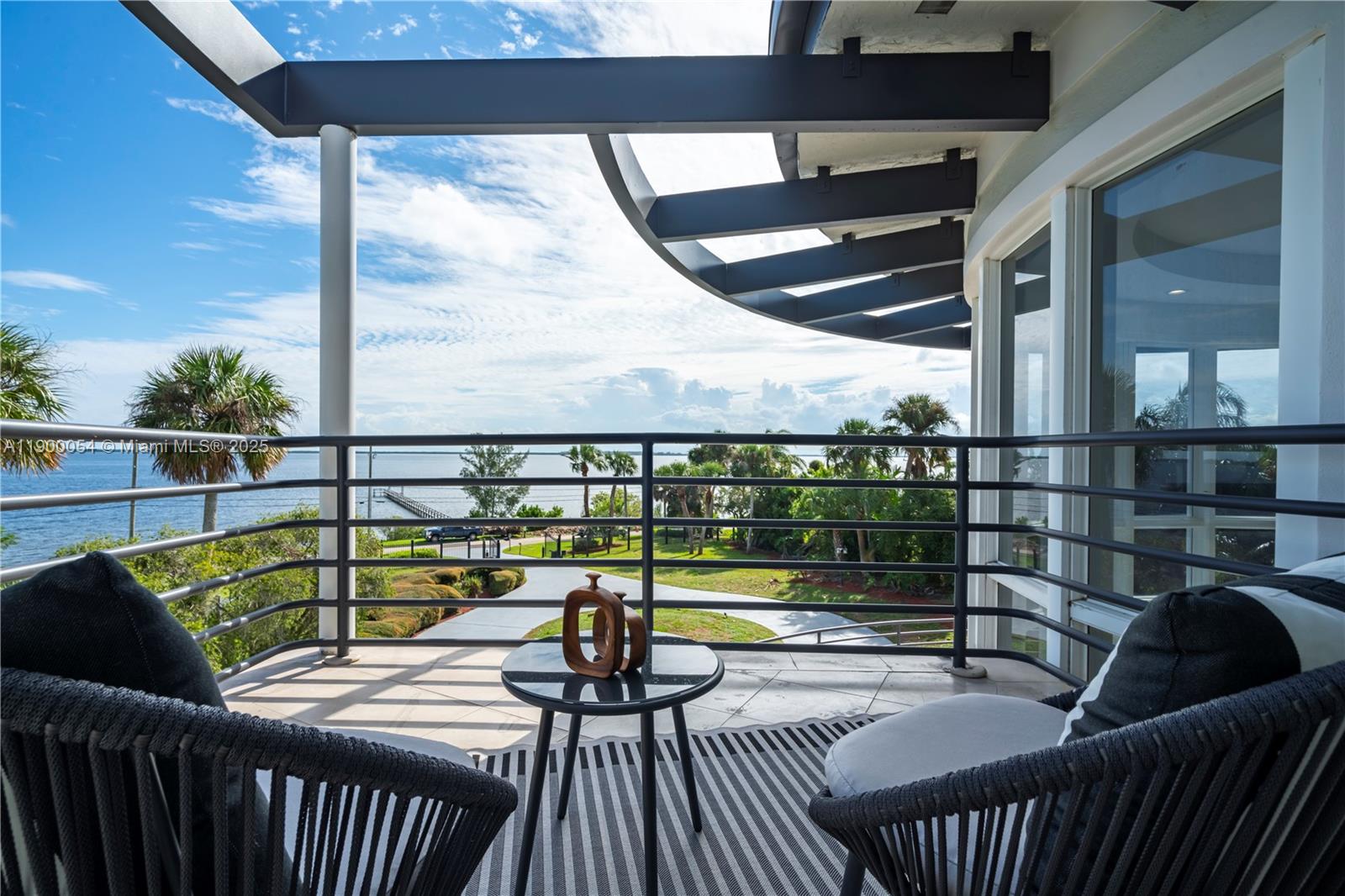 METES AND BOUNDS - Residential Lease