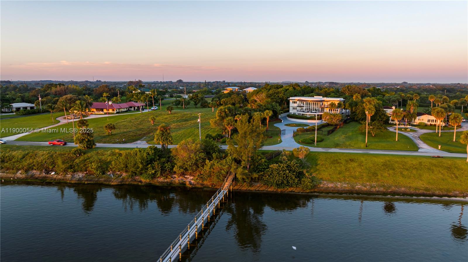 METES AND BOUNDS - Residential Lease