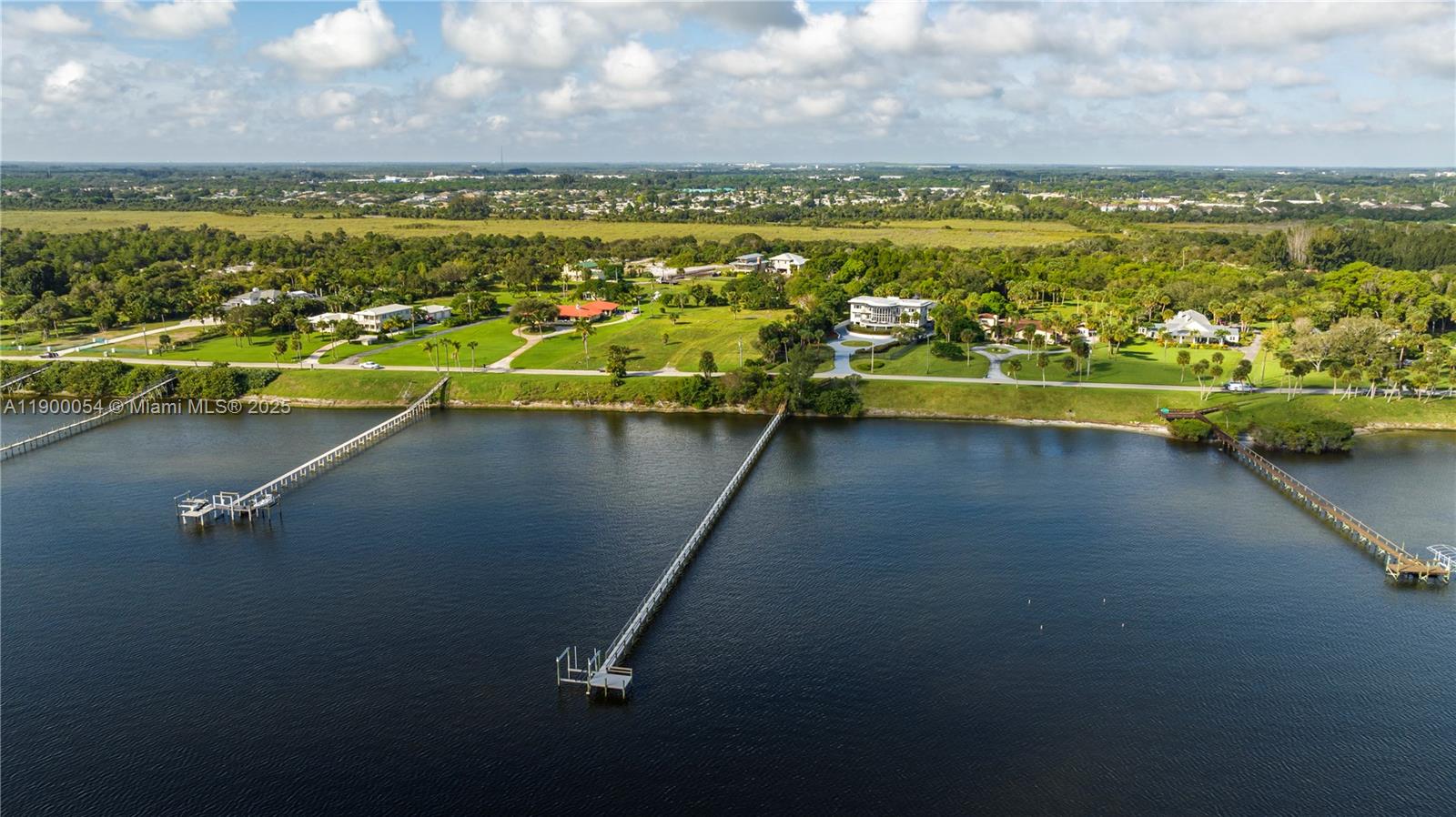 METES AND BOUNDS - Residential Lease