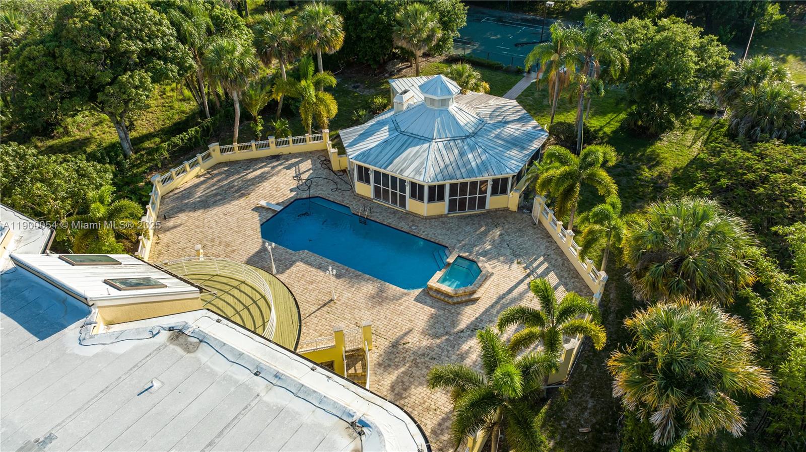 METES AND BOUNDS - Residential Lease