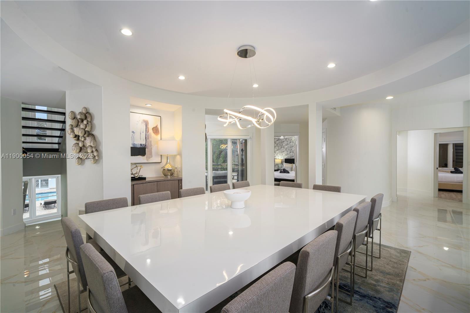 METES AND BOUNDS - Residential Lease