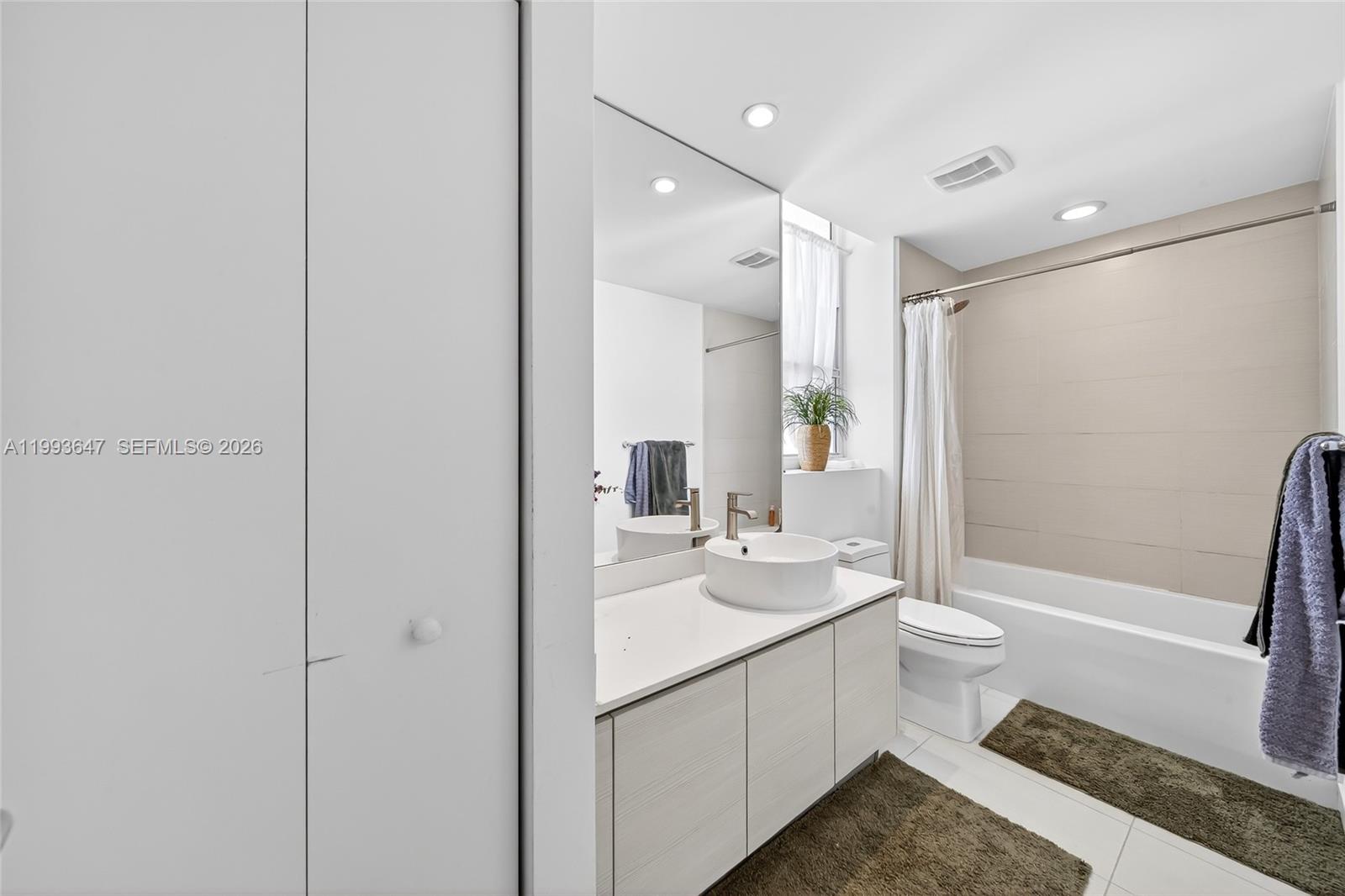 4250 BISCAYNE BOULEVARD C - Residential