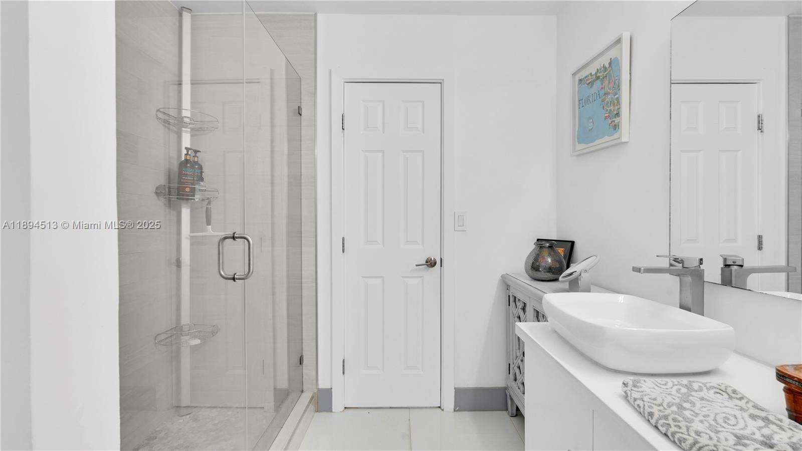 CORAL BAY SEC C - Residential Lease