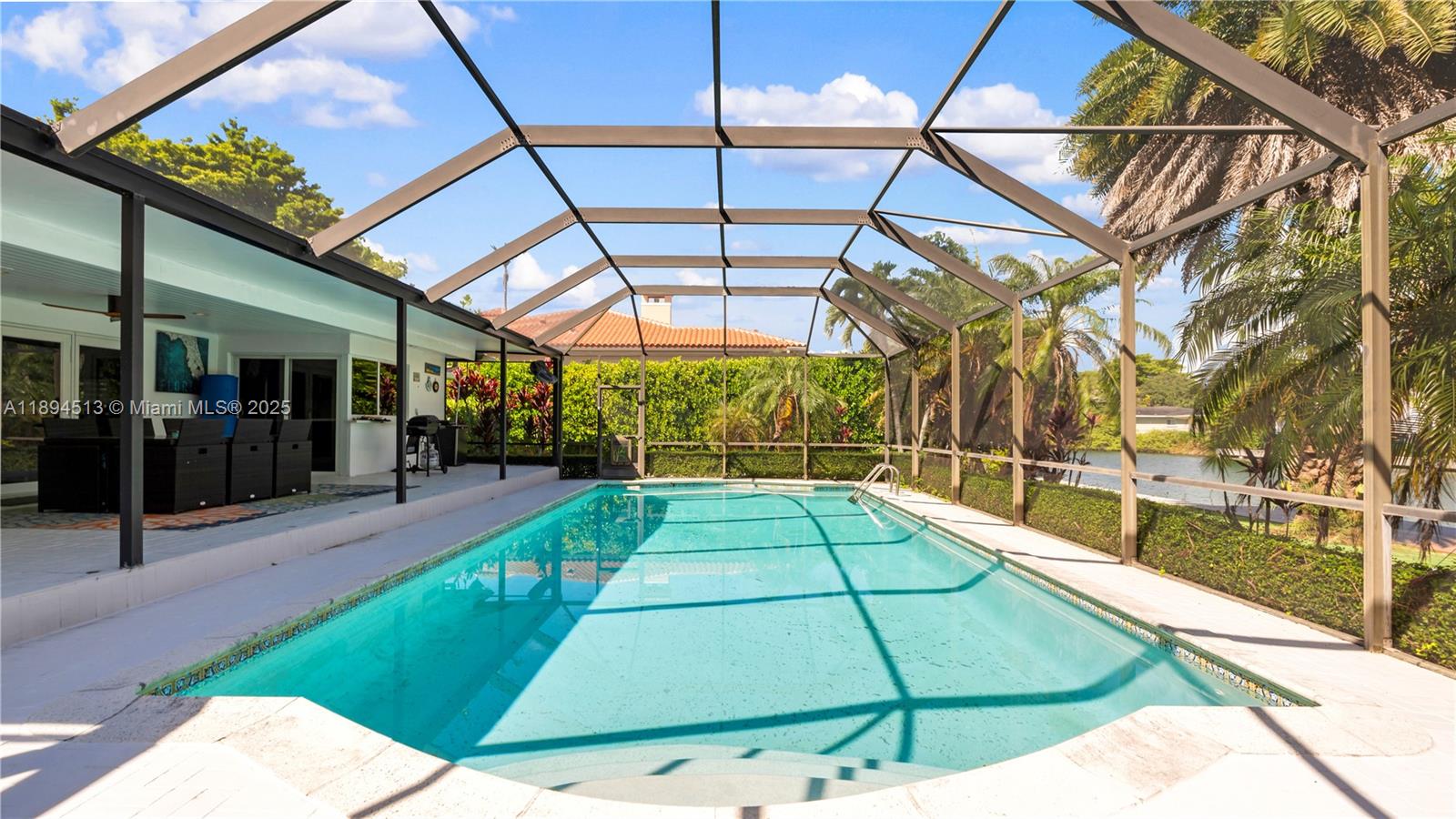 CORAL BAY SEC C - Residential Lease