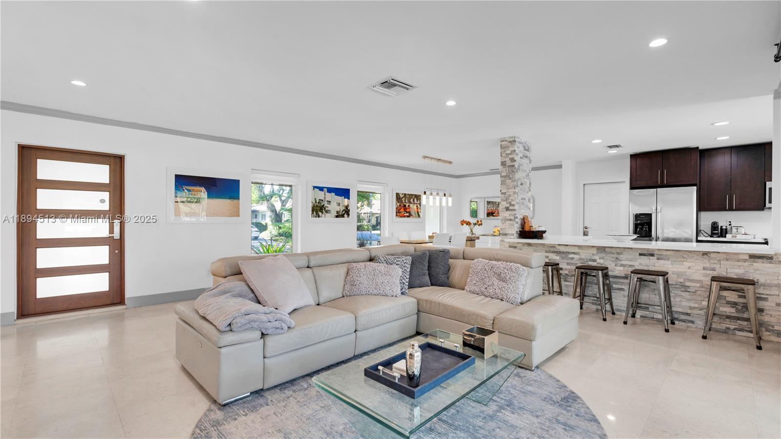 CORAL BAY SEC C - Residential Lease