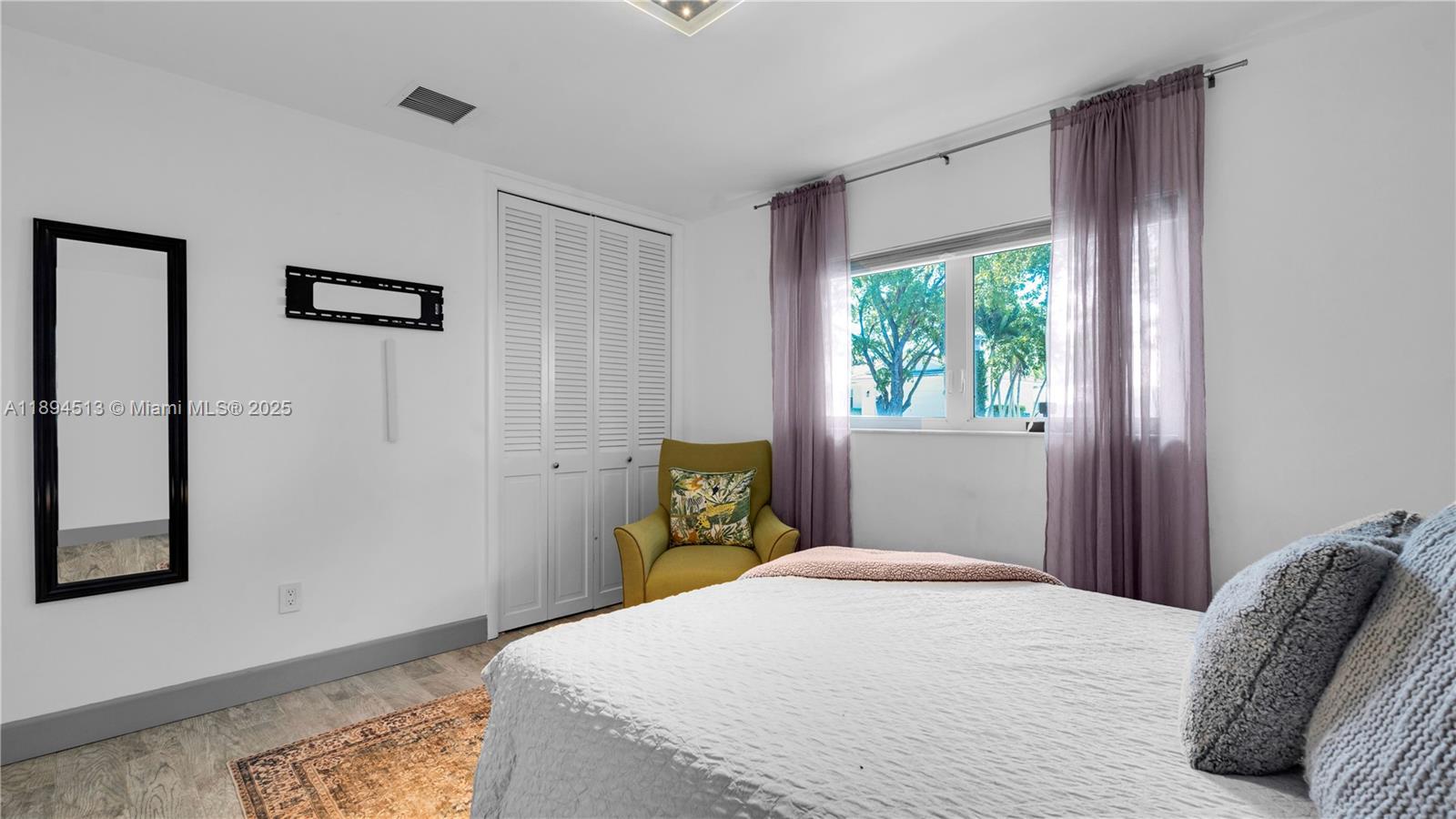 CORAL BAY SEC C - Residential Lease