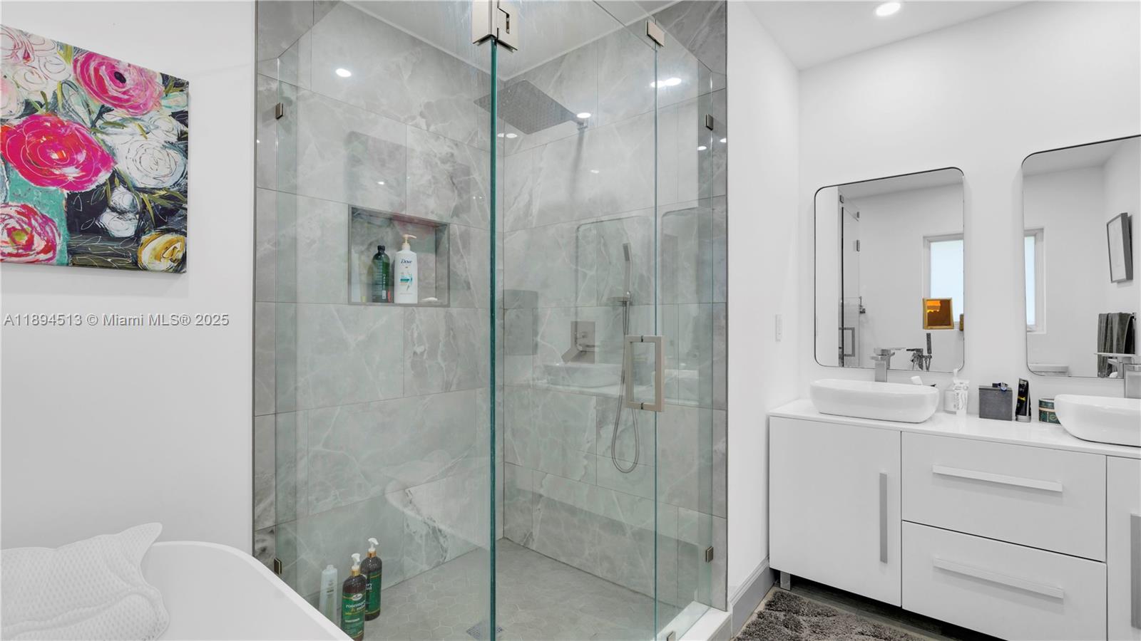 CORAL BAY SEC C - Residential Lease