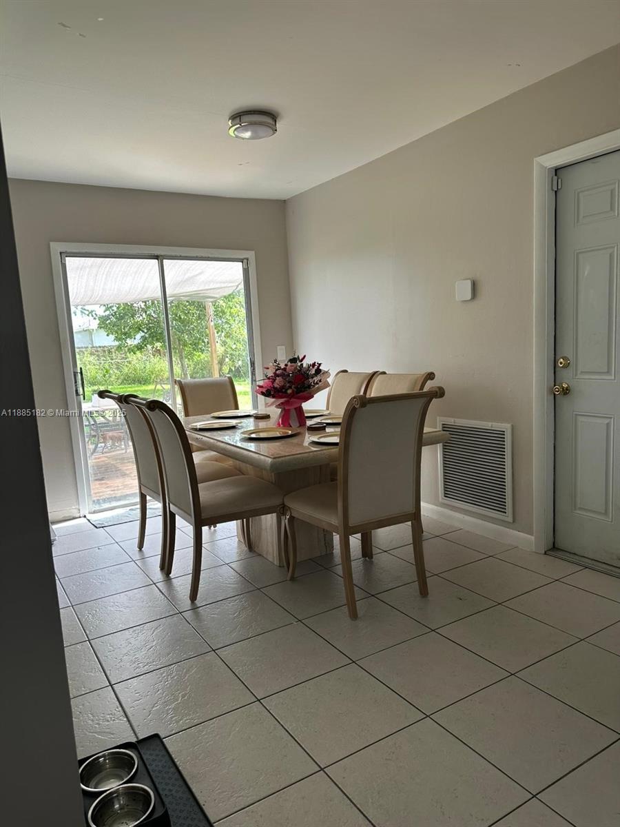 PORT ST LUCIE SECTION 28 - Residential