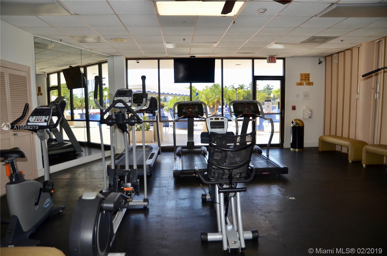 FLAMENCO CONDO TOWER I - Residential