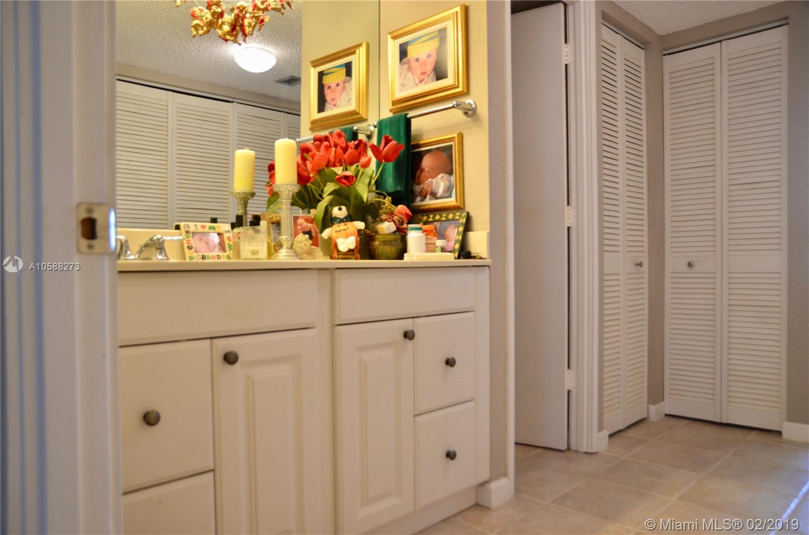 FLAMENCO CONDO TOWER I - Residential