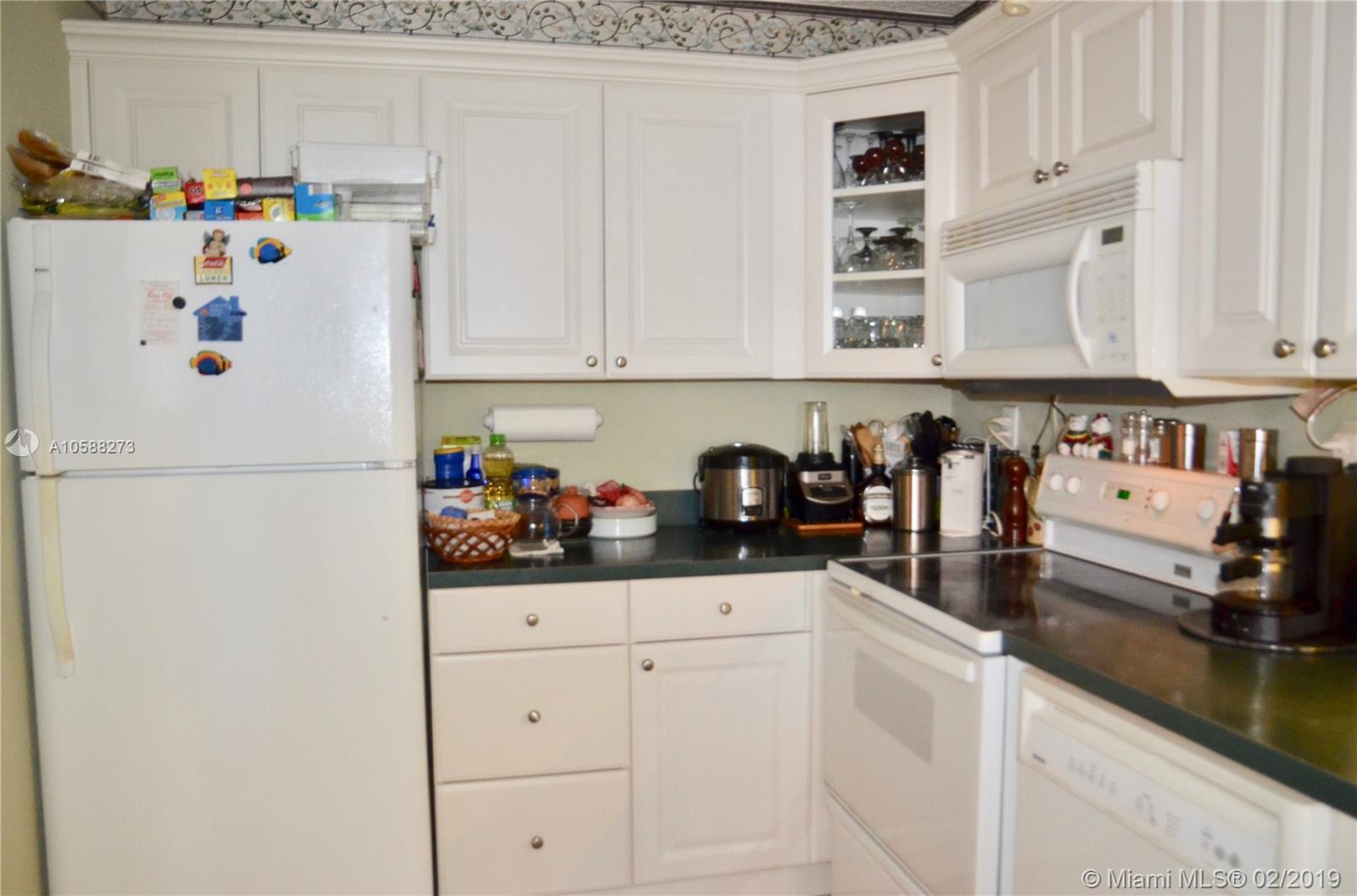 FLAMENCO CONDO TOWER I - Residential