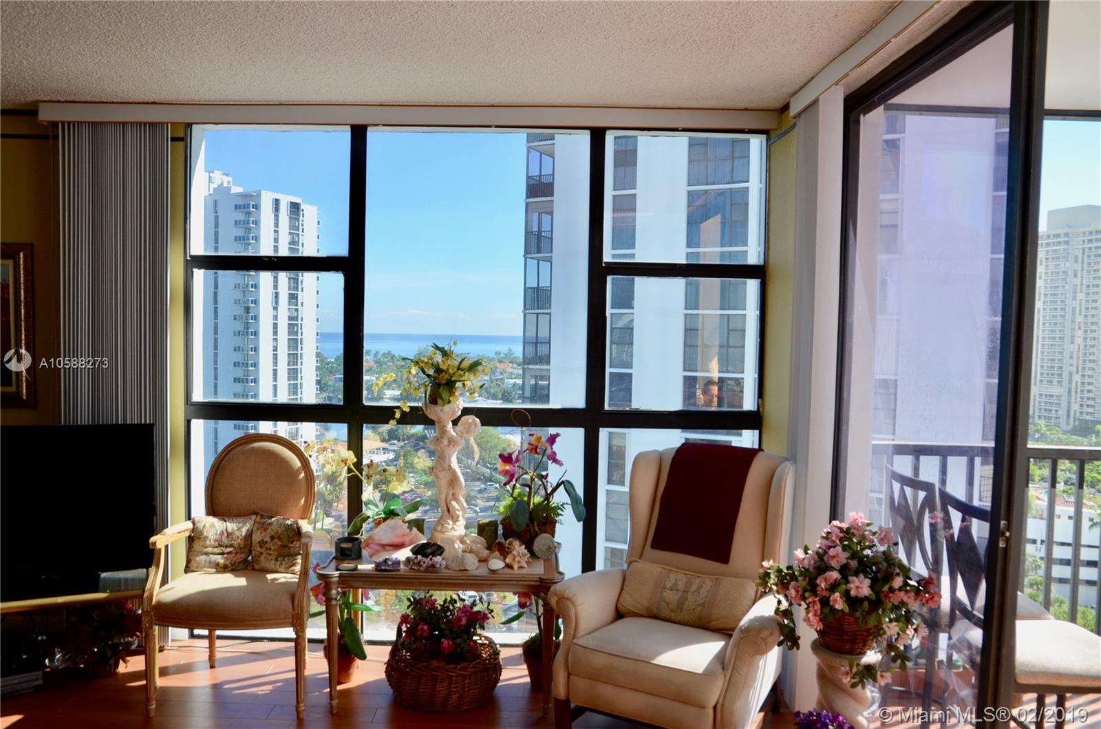 FLAMENCO CONDO TOWER I - Residential