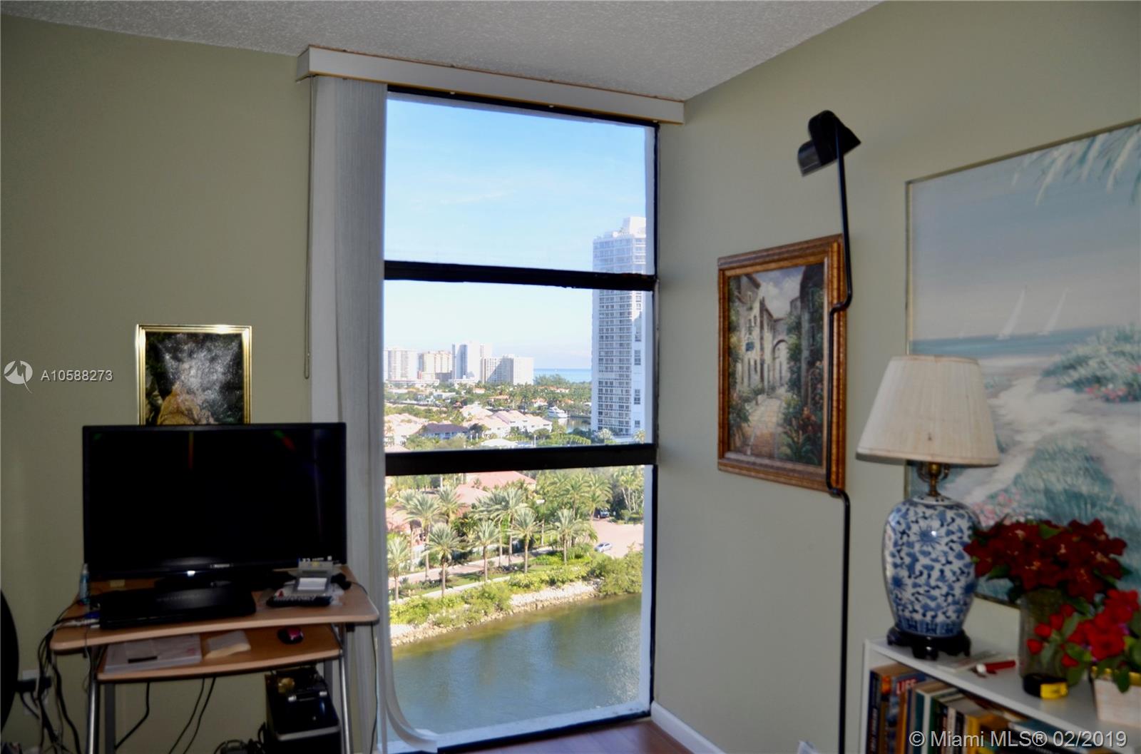 FLAMENCO CONDO TOWER I - Residential